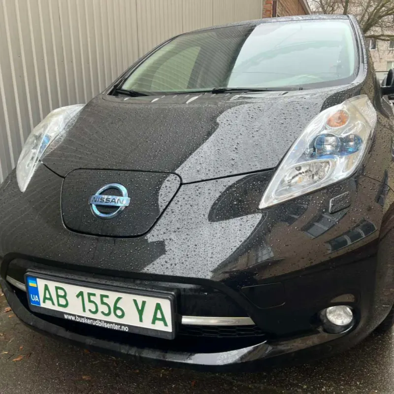 Nissan Leaf · 2012