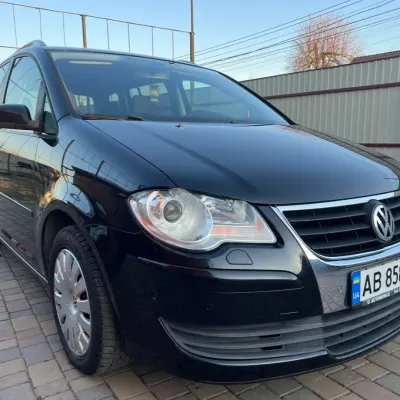 Volkswagen Touran 2008 — викуплене авто, Вінниця